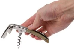 Claude Dozorme Clos Laguiole Corkscrew, Horn Tip -Kitchen Knife Store CD1 60 126 63 06 claude dozorme cd1 60 126 63 06