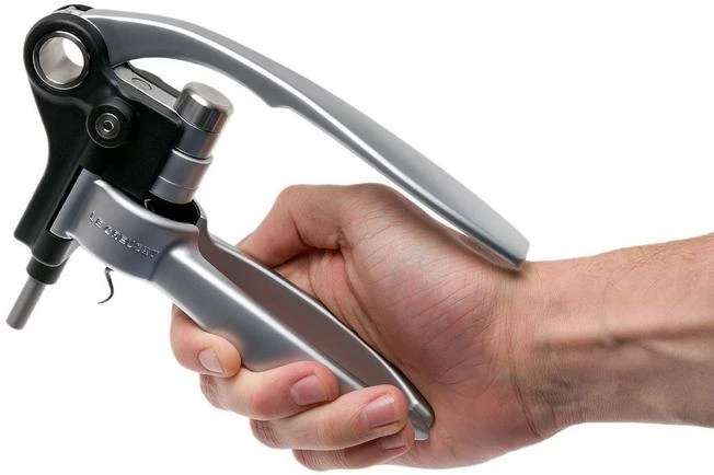 Le Creuset LM250 Metal Lever Model Corkscrew, Gift Set 7 Le Creuset LM250 Metal Lever Model Corkscrew, Gift Set - Image 5