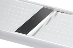 OXO Good Grips Simple Mandoline 13 OXO Good Grips Simple Mandoline -Kitchen Knife Store OXO1273180 03 oxo good grips mandoline oxo1273180 03