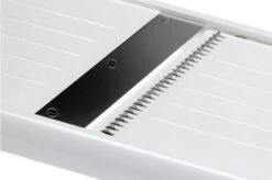 OXO Good Grips Simple Mandoline 14 OXO Good Grips Simple Mandoline -Kitchen Knife Store OXO1273180 04 oxo good grips mandoline oxo1273180 04