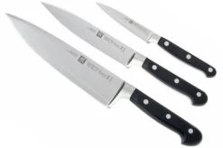 Zwilling J.A. Henckels Professional "S" 35602-000, 3-Piece Knife Set 7 Zwilling J.A. Henckels Professional "S" 35602-000, 3-Piece Knife Set -Kitchen Knife Store ZW35602 000 03 zwilling professionals 35602 000 messenset 3delig d3